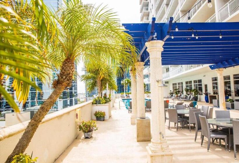 스탠다드 발코니 스튜디오, Modern And Luxurious Brickell Studio