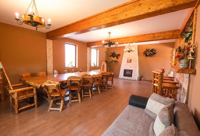 Апартаменты 1 Спальня, Casa De Vacanta Sadu