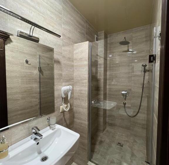 家庭小型套房, Premium Hotel & Spa