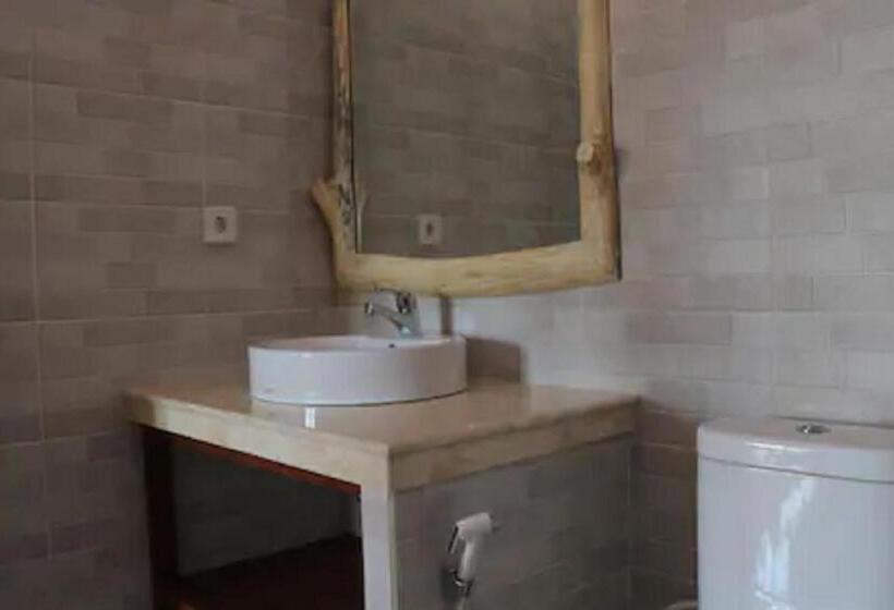 Студио Стандарт Вид на Бассейн, Jaya Villa
