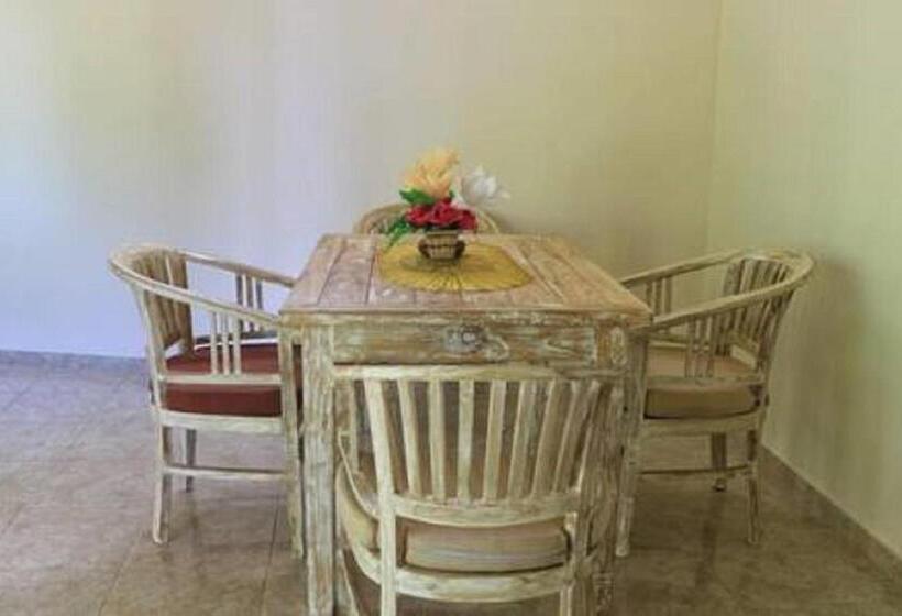 Вилла 1 Спальня Вид на Сад, Jaya Villa