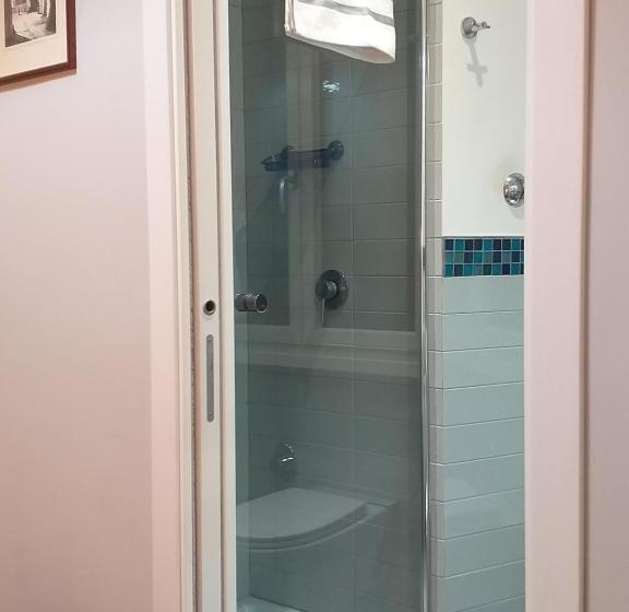 اتاق لوکس, B&b Acquamarina