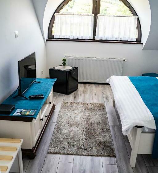 스탠다드 룸, Casa Românească