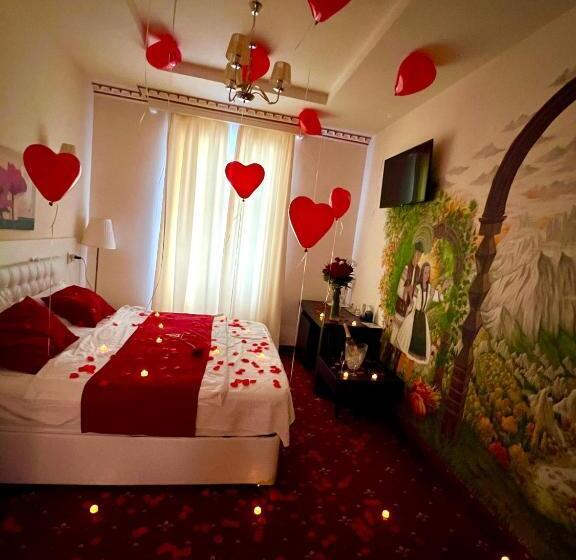 Номер Deluxe Кровать Кинг, Top Royal Central Brasov