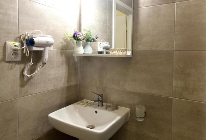 Трехместный Номер Deluxe, Top Royal Central Brasov