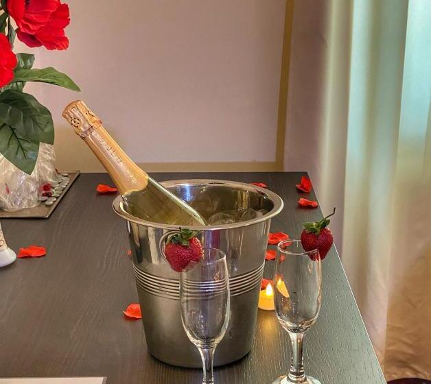 Четырехместный Номер Deluxe, Top Royal Central Brasov