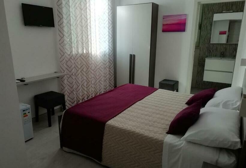 Номер Стандарт, Flamingo Rooms