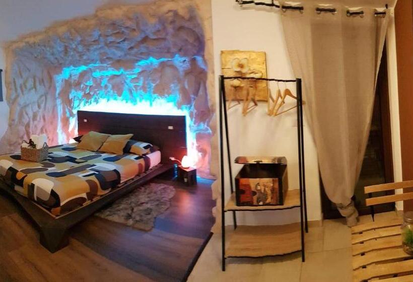 اتاق لوکس, Favola Exclusive B&b