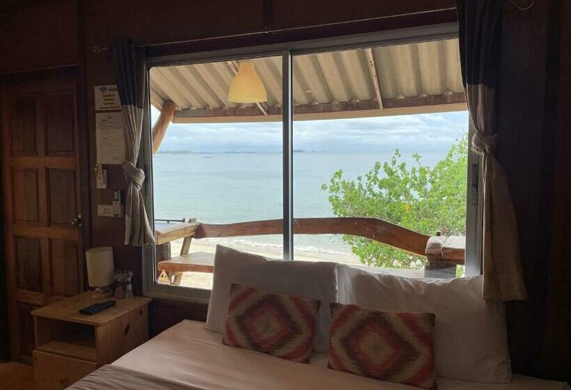Бунгало Deluxe, Apache Loongdum Koh Samed