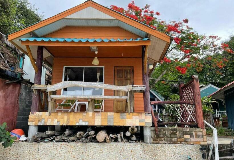Бунгало Deluxe, Apache Loongdum Koh Samed