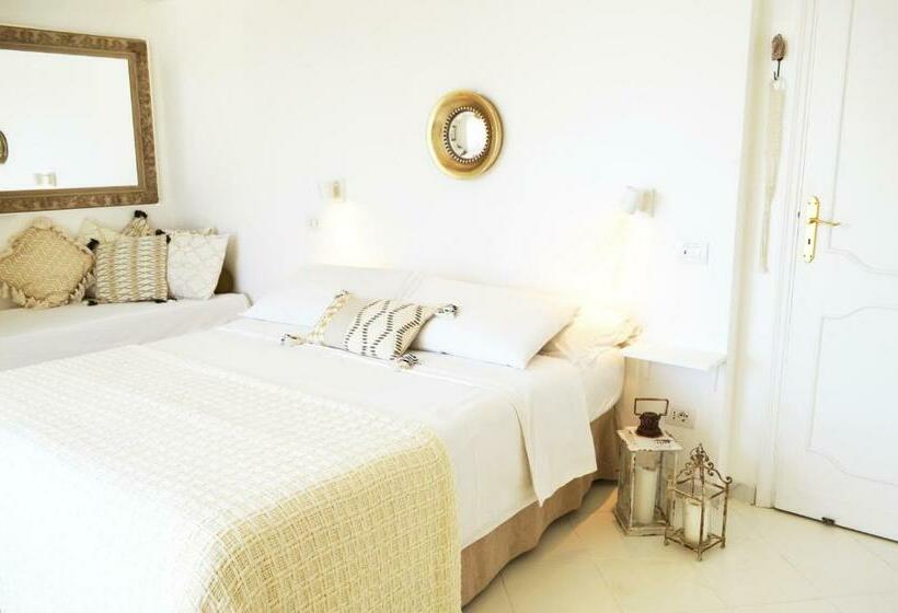 Номер Стандарт Вид на Море с Балконом, Casa Maddy Suites Capri