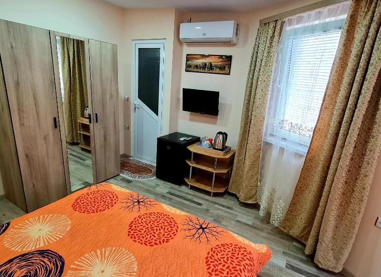 Стандартный Номер Кровать Кинг, Fema Guest House