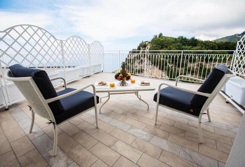Номер Deluxe с Балконом, Le Rocce   Agerola, Amalfi Coast