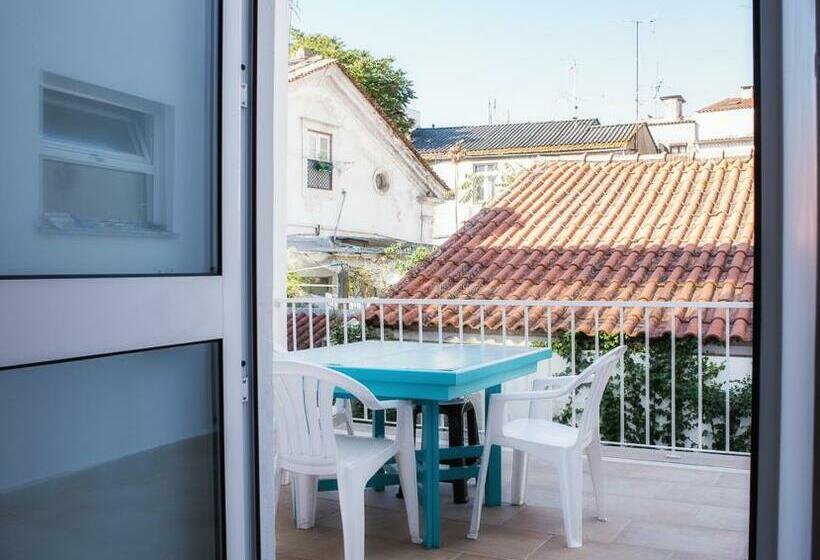 اتاق استاندارد یک تخته با سرویس بهداشتی مشترک, Olive Street House