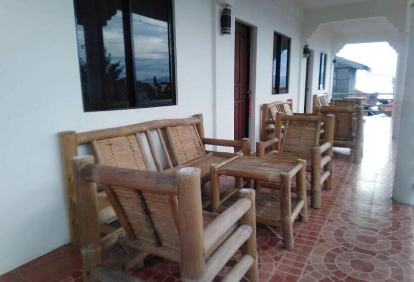 Номер Стандарт Трехместный, Pescador View   Beach Resort & Restaurant