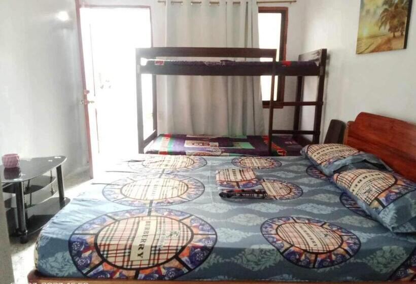 Четырехместный Номер Стандарт, Pescador View   Beach Resort & Restaurant