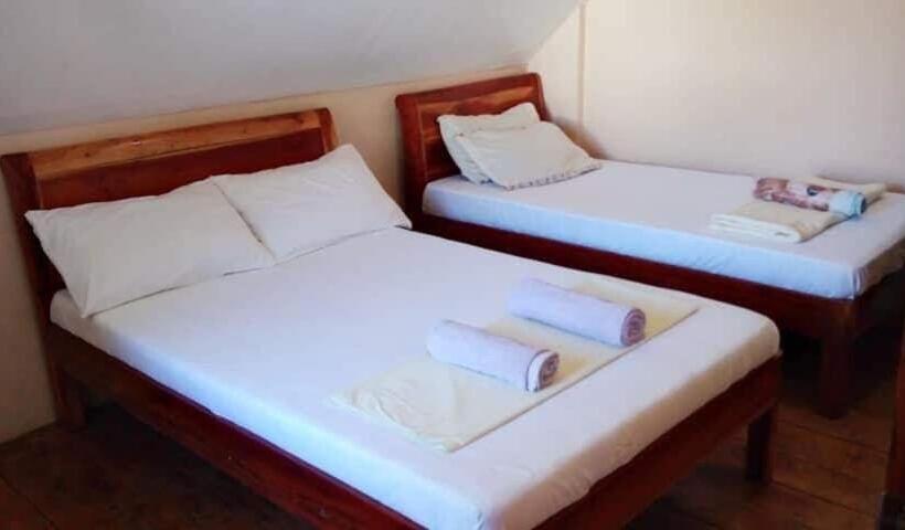 Трехместный Номер Стандарт Совместная Ванная, Pescador View   Beach Resort & Restaurant