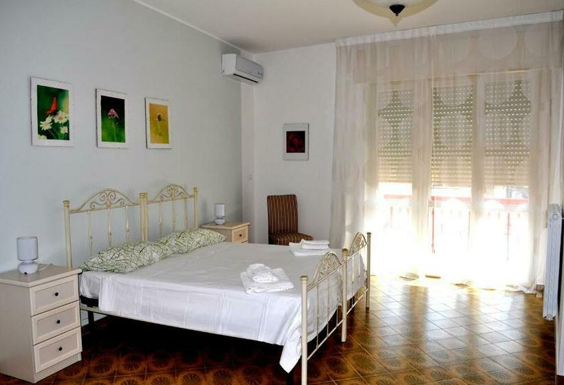 Номер Стандарт, B&b Da Leo