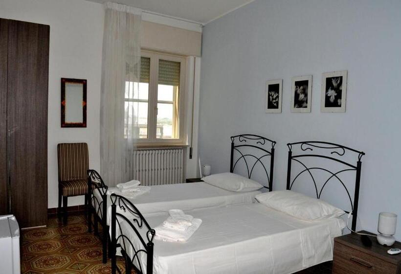 Номер Стандарт, B&b Da Leo