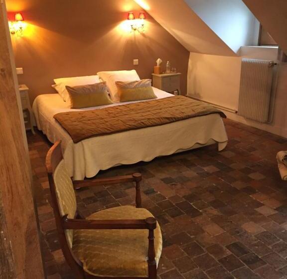 اتاق استاندارد, Au 16 Place Saint Louis