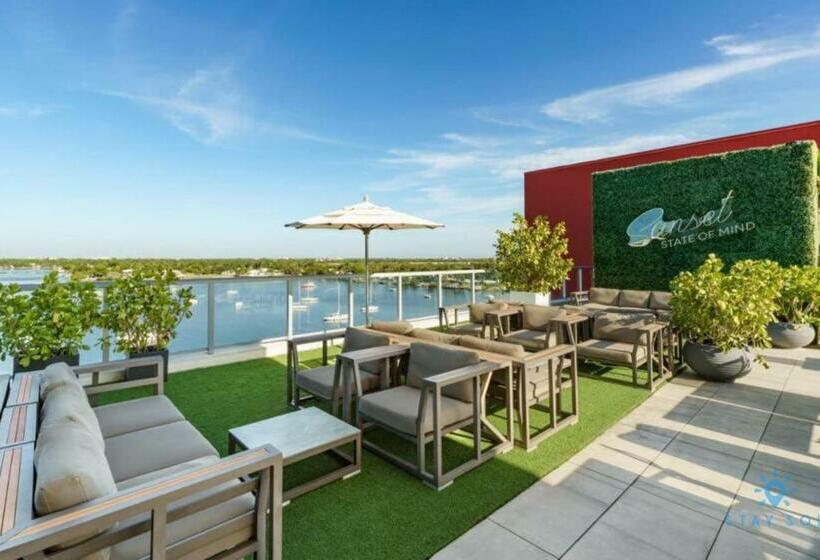 בית, חדר שינה 1, Hot Tub & Rooftop Pool  Near Beach