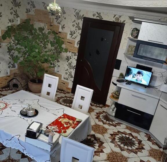 Дом 3 Спальни, у ані
