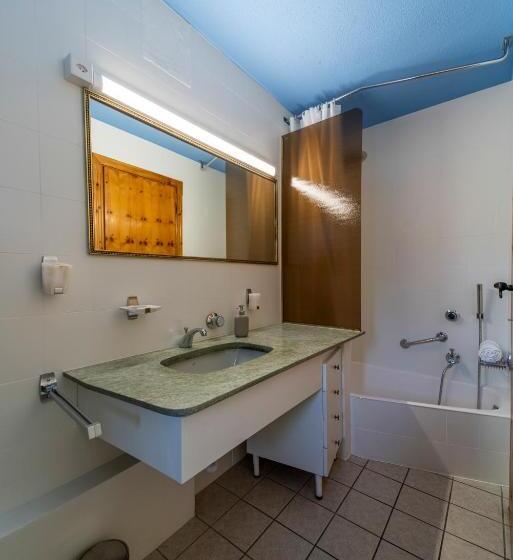 1 Bedroom Apartment Lake View, Chesa Silva   Silvaplana
