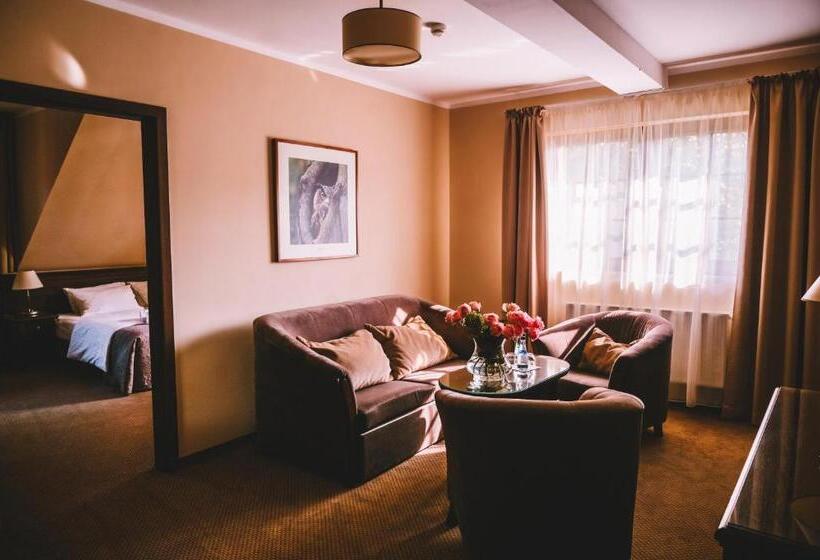 Апартаменты 1 Спальня, Forrest Hotel & Restaurant