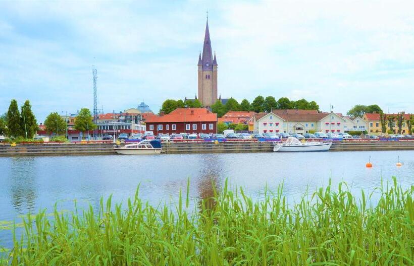 اتاق استاندارد سه نفره, Vänerport Lakefront Hotell
