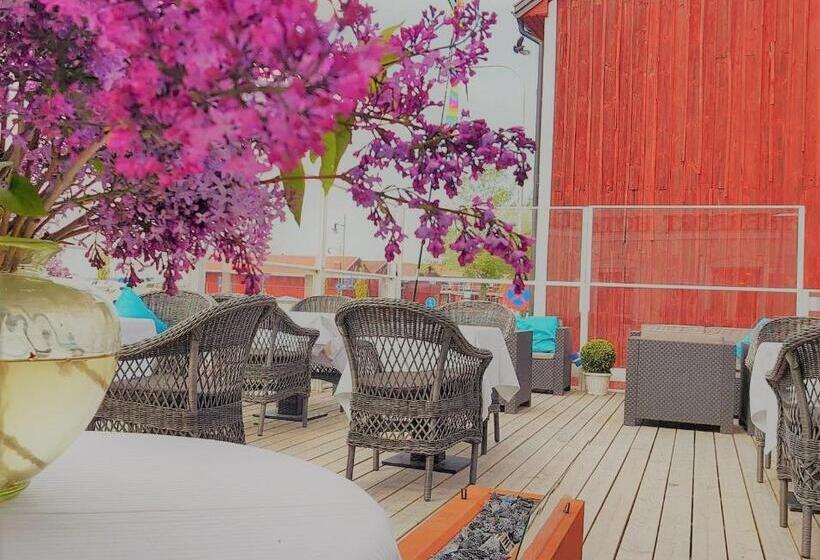 اتاق استاندارد سه نفره, Vänerport Lakefront Hotell