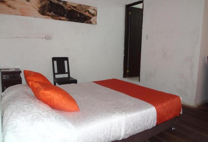Кровать в Общей Комнате, Raices Hotel San Agustin