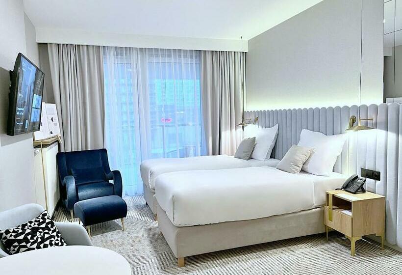 Номер Стандарт, Royal Tulip Warsaw Centre