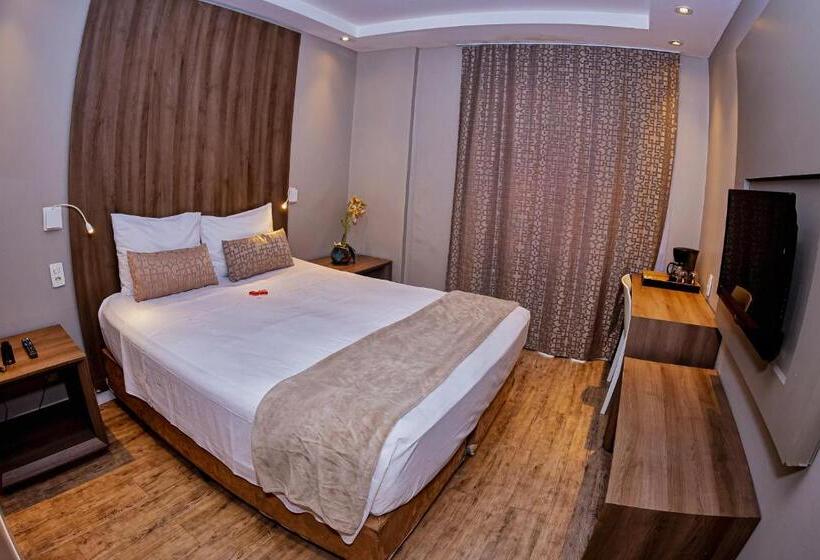Номер Deluxe, The