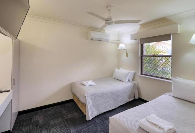 Номер Стандарт Трехместный, The Palms Dubbo