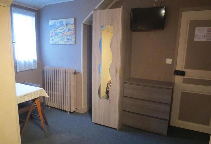 اتاق استاندارد چهار تخته, Hôtel Les Deux Cols