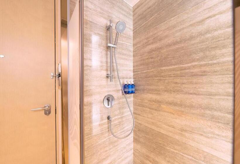 اتاق استاندارد, Regala Skycity