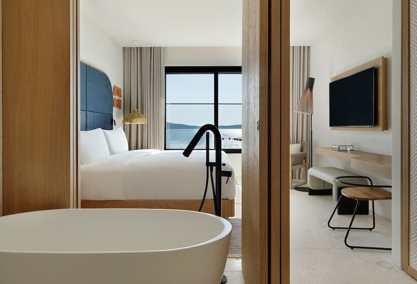 Люкс 2 Спальни, W Costa Navarino