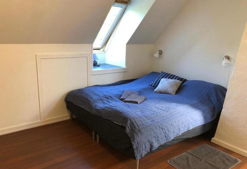 バス共有のスタンダードルーム, Holmegaarden B & B K
