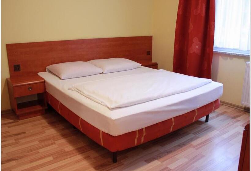 غرفة كومفورت فردية, City Hostel