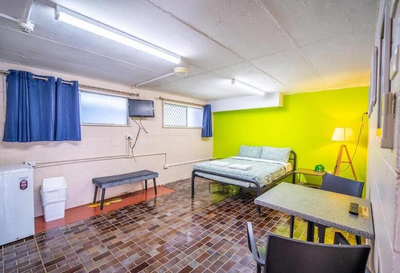 Номер Стандарт, The Hostel, Airlie Beach