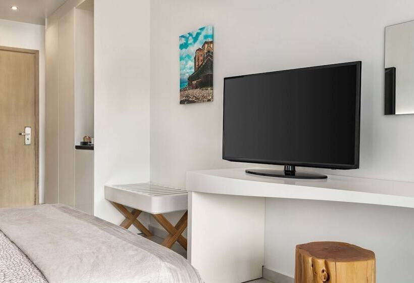 Номер Superior, TRYP by Wyndham Corfu Dassia