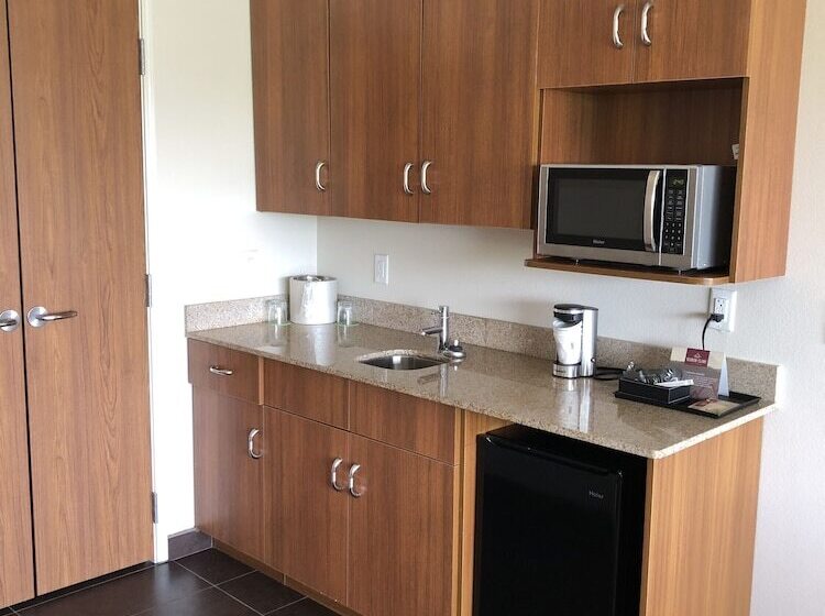 디럭스 스위트, Sol Cypress, San Antonio, A Tribute Portfolio