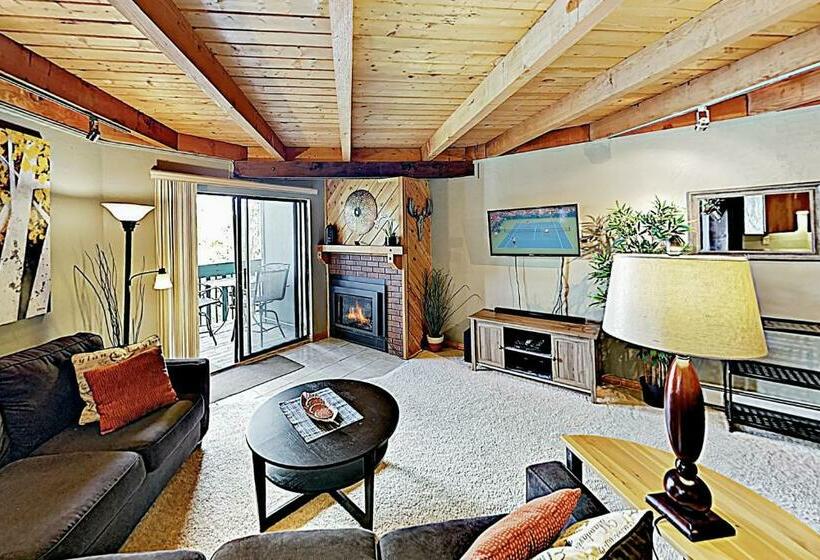 침실 2개 아파트, Treehouse Condo Unit H202