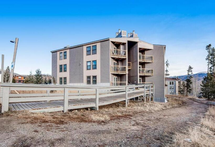 침실 2개 아파트, Treehouse Condo Unit H202
