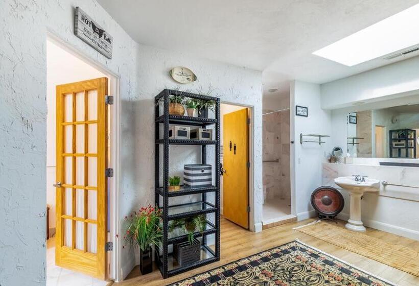 Апартаменты 1 Спальня, Sunny Cozy Condo