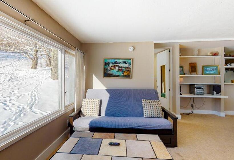 Апартаменты 3 Спальни, Trailside Retreat