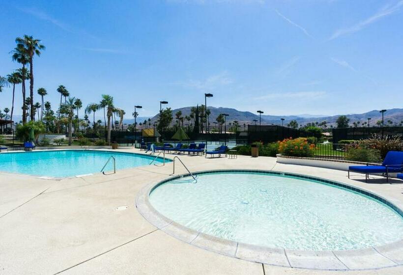 ２ベッドルームアパートメント, Rancho Mirage Condo