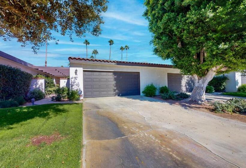 ２ベッドルームアパートメント, Rancho Mirage Condo