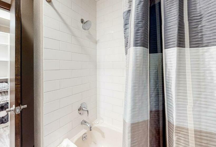 Апартаменты 2 Спальни, Sunriver E102