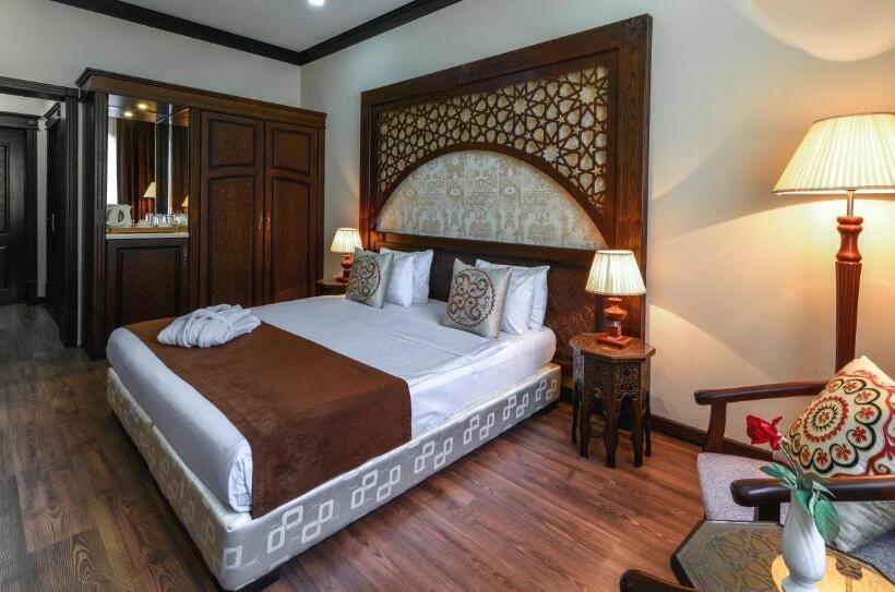 Номер Стандарт, Orient Star